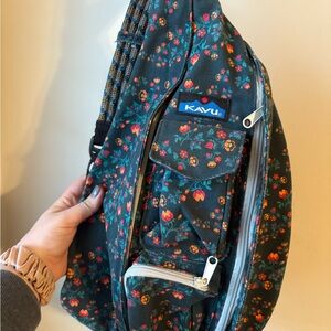 KAVU Floral Sling Bag - Black